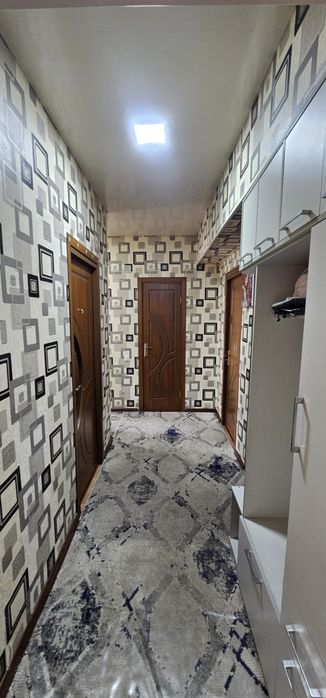 Продаётся 3-х конатная квартира в Сергели 5а
