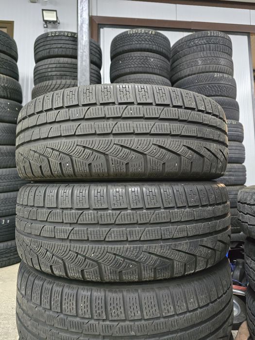 4 Броя Гуми 235/50/19 Pirelli 2x6,8mm 2x5mm