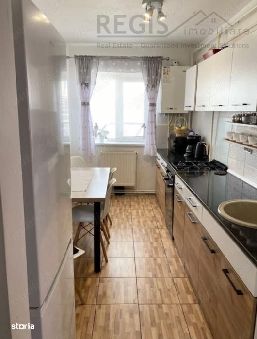 Apartament 3 camere modern cu parcare si boxa Craiter