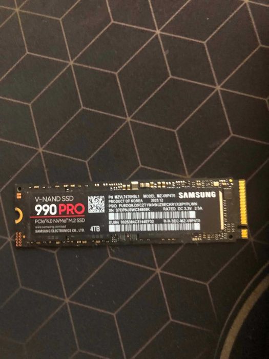 vand ssd 4tb Samsung 990 pro M2 PCIe 4.0