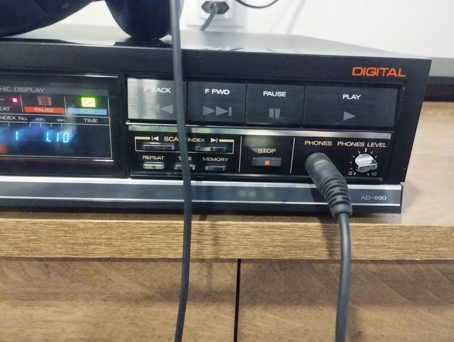 CD player Fisher  AD890