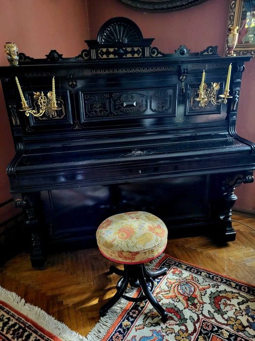 Pian August Förster fabricat 1894