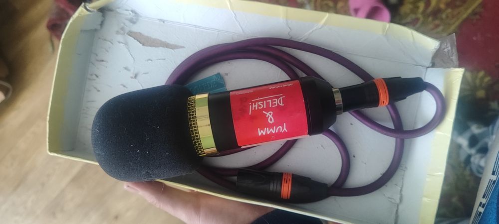 Продам микрофон bm 800