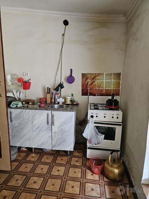 Уй сотилади  геаолига  тарафда