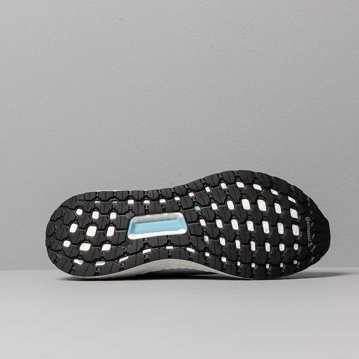 Adidas 43/5 р. оригинальные кроссовки