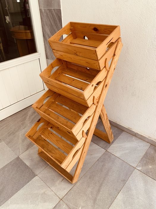 Винтидж етажерка-рафтове за съхранение