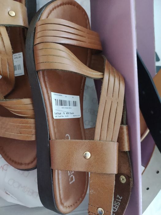 Дамски сандали  DERIMOD
