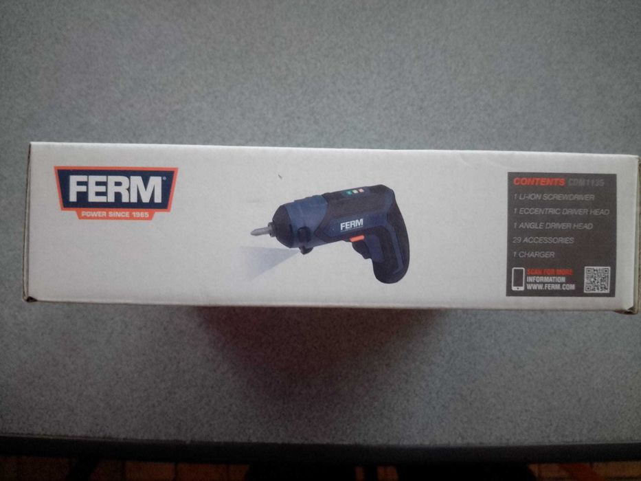 Surubelnita electrica Ferm, acumulator Li-Ion 4v, 1,5Ah, 29 accesorii