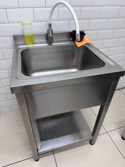 Chiuvete inox profesionale 1 cuvă și 2 cuve