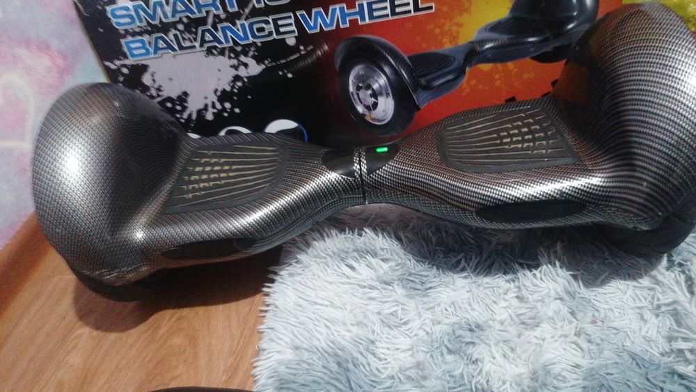 Продам гироскутер 20.000