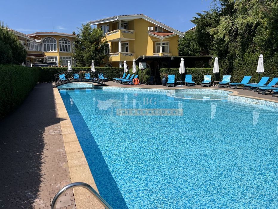 Продава се Двустаен апартамент в Созопол - 75 кв.м за 898 €/кв.м - Снимка #10