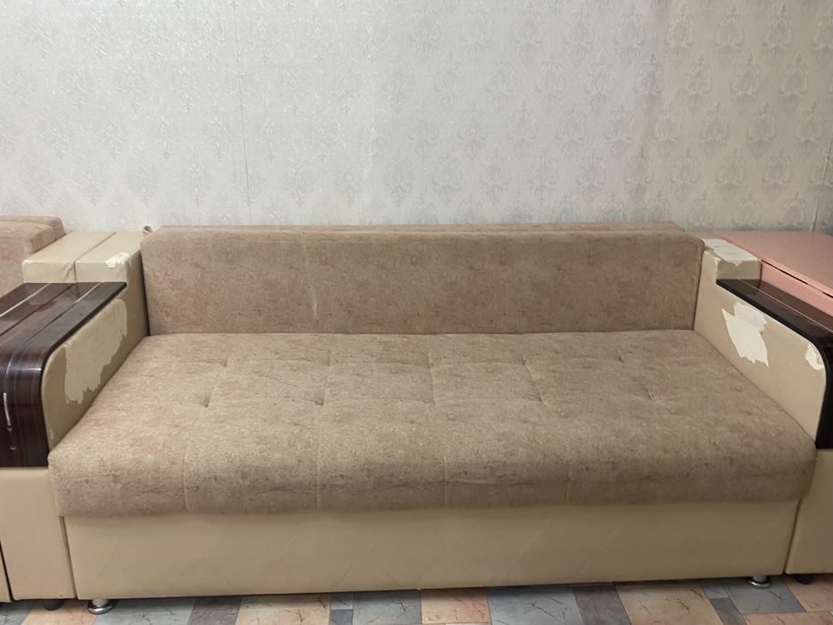 Продаю диван. Состояние хорошее