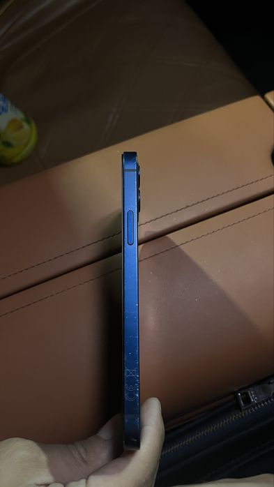 Iphone 12 синий .