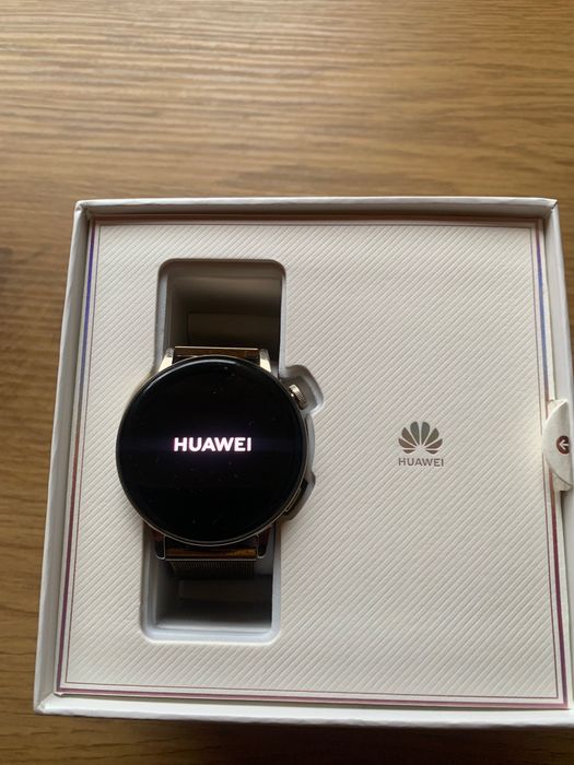 Смарт часовник HUAWEI GT3