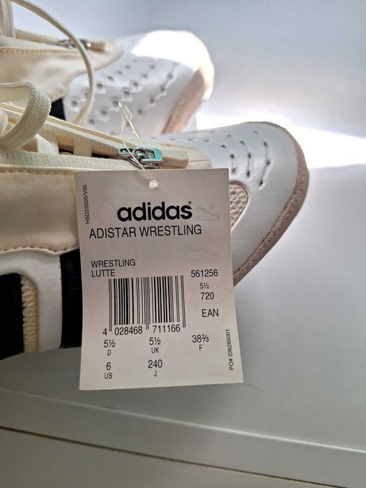 Маратонки adidas