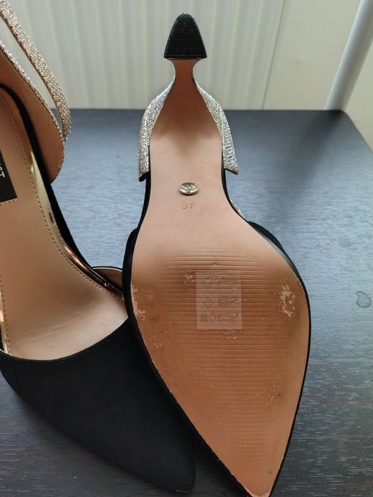 Vind pantofi dama.
