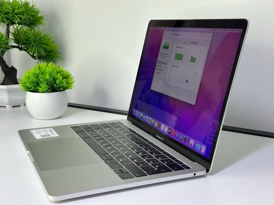 MacBook Pro / ram 8gb / (2017)A1708 / SSD 128 gb