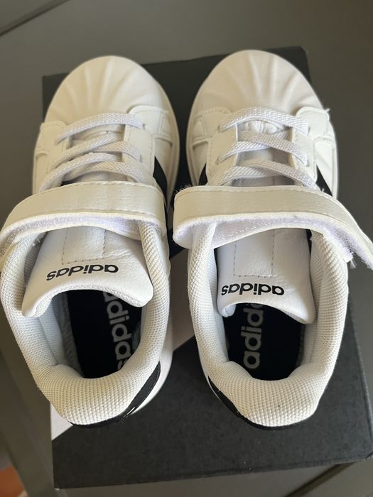 Adidasi Adidas baiat