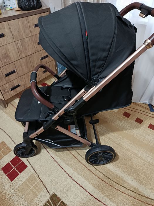 Коляска Kidilo в отличном состоянии