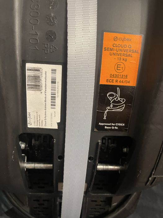 Scoică Cybex Cloud Q cu inserție nou nascut+baza