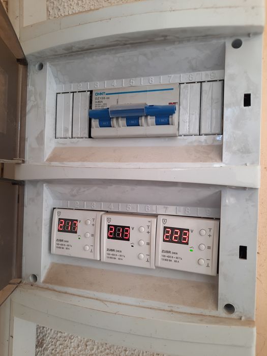 Электрика!!  Выезд!! Замена проводки! Замыкание! Люстры! Бра! Лед!