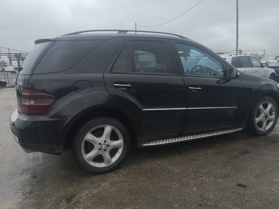 Dezmembrez ml350 ml500 ml63 amg w164 piese mercedes ml 2007 amg pachet