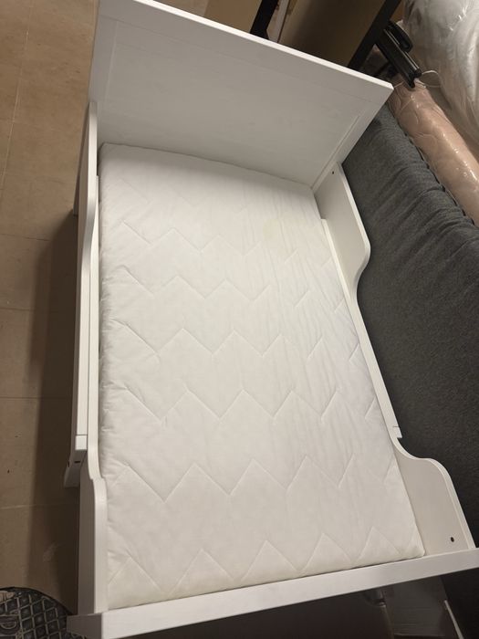 Продавам легло от ИКЕА/IKEA