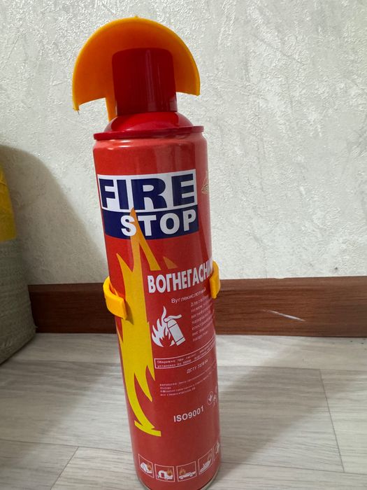 Продам огнетушитель новый