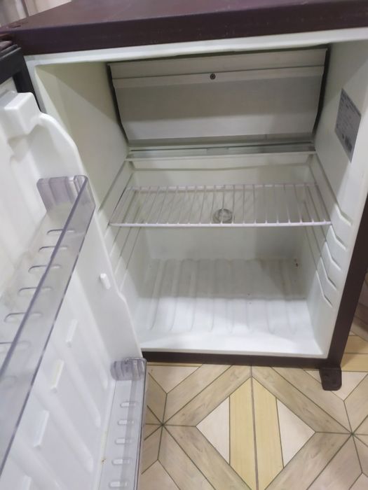 Мини бар холодильник фирма Kleo