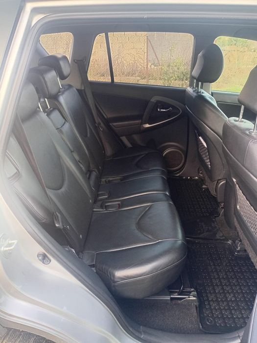 Toyota RAV42.2D177CP