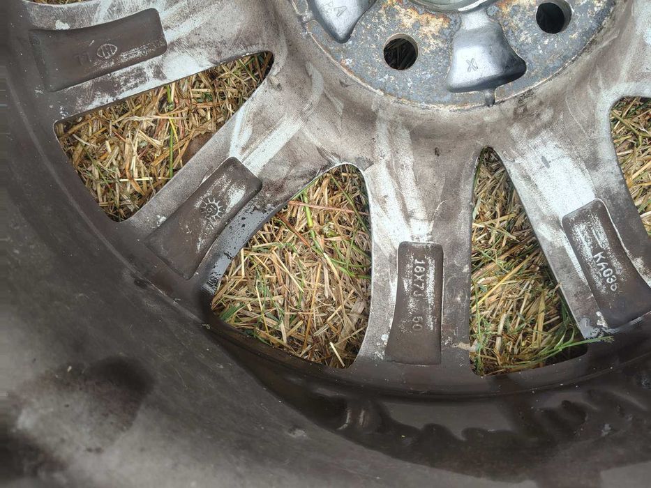 18 цола Джанта 5х114,3 Mazda 3 et50 7J Pirelli 215/45/18