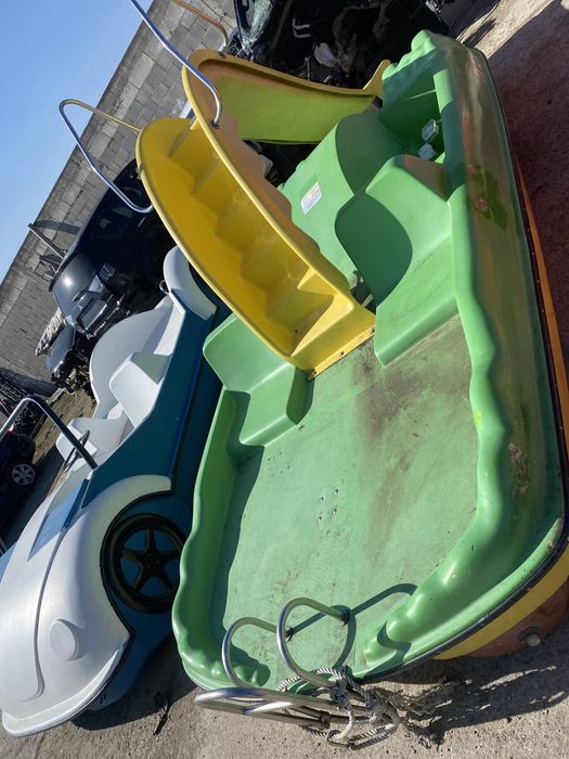 Hidrobicicleta, barca cu pedale, barca agrement