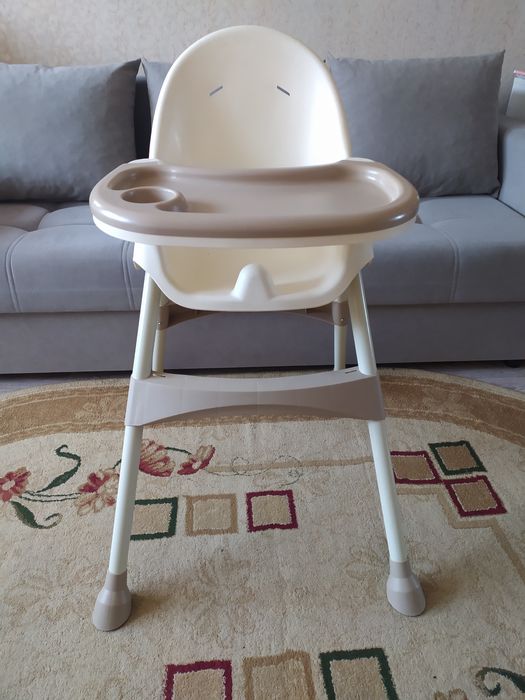 Детский столик для кормления