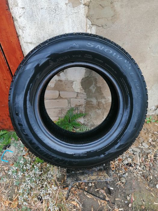Шины Б/У 215×70×15.