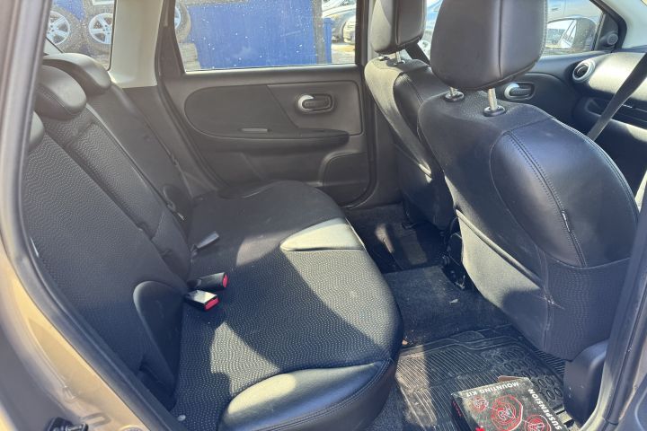 Aripa spate dreapta Nissan Note E11 [facelift] [2009 - 2014]