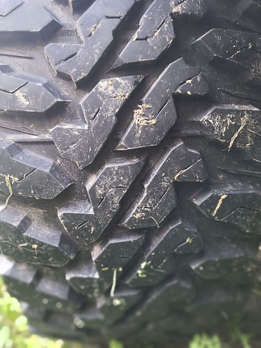 33 12.5 R15 YOKOHAMA GEOLANDER m/t G003