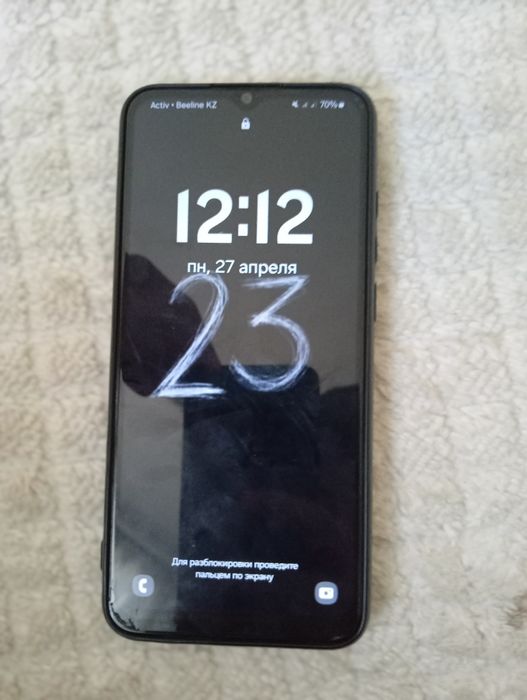 Телефон сатылады