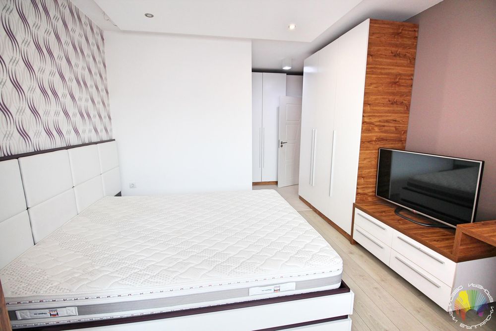 Дава се под наем Тристаен апартамент в Бургас, Братя Миладинови - 100 кв.м за 612 € - Снимка #7