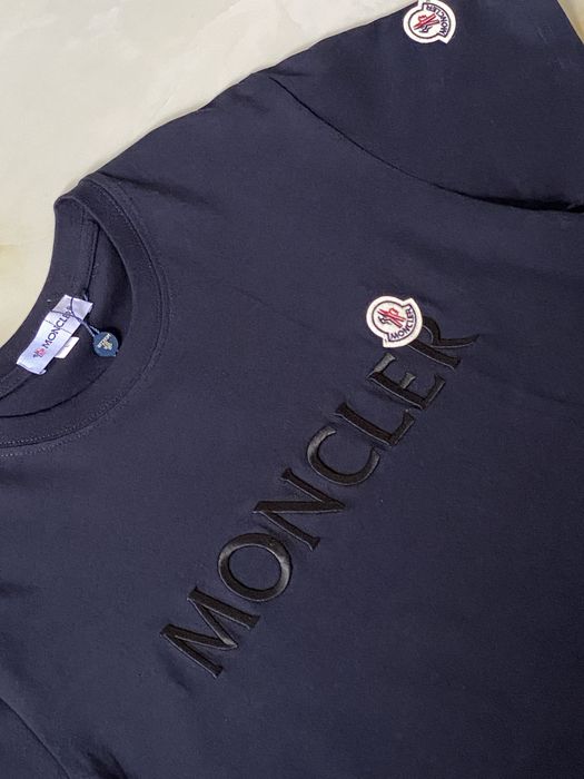 Moncler футболка