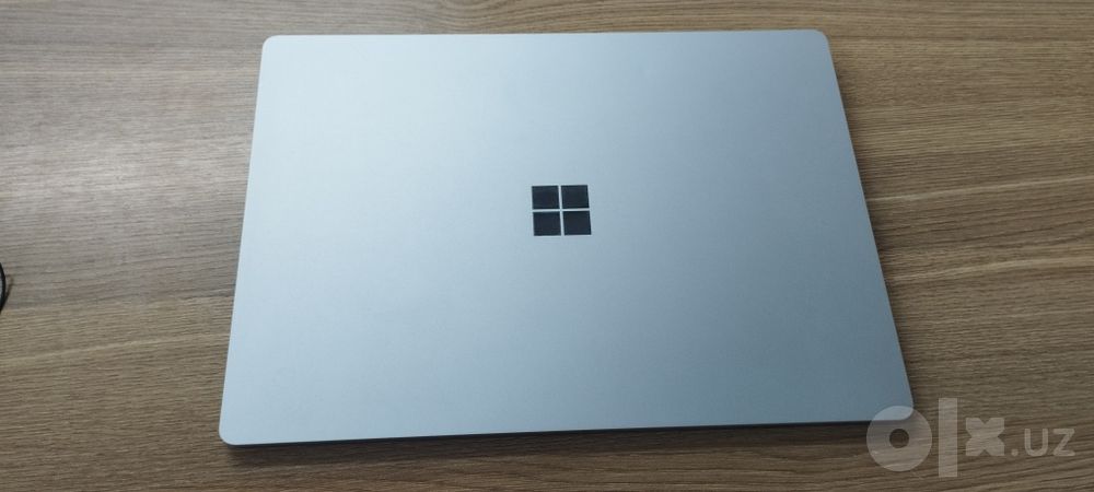 Microsoft surface 4