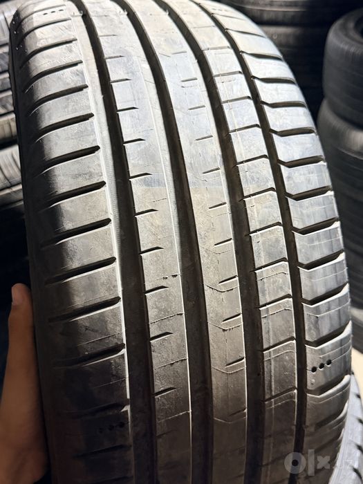 MICHELIN PILOT SPORT 5. 235/45/18 4 tasi 450$
