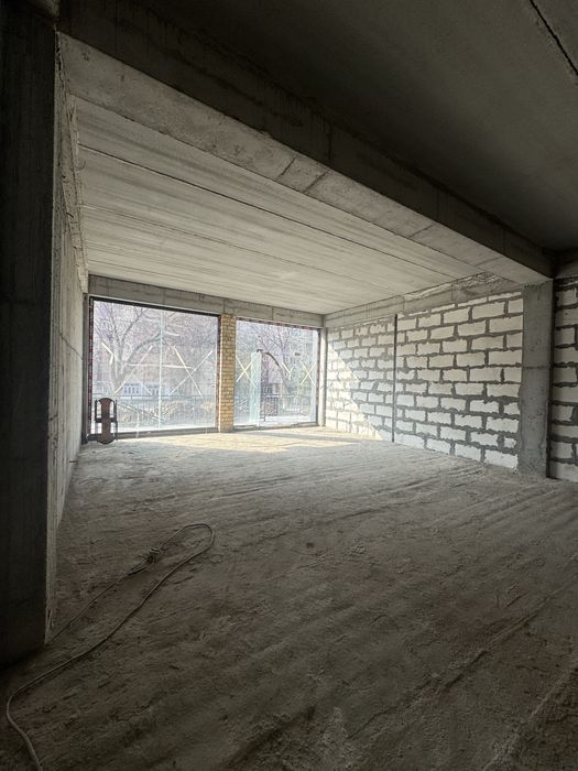 Под бизнес-помещение