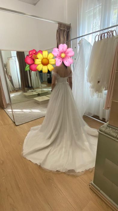 Rochie mireasa cu trena si voal - curatata profesional - Vera Sposa