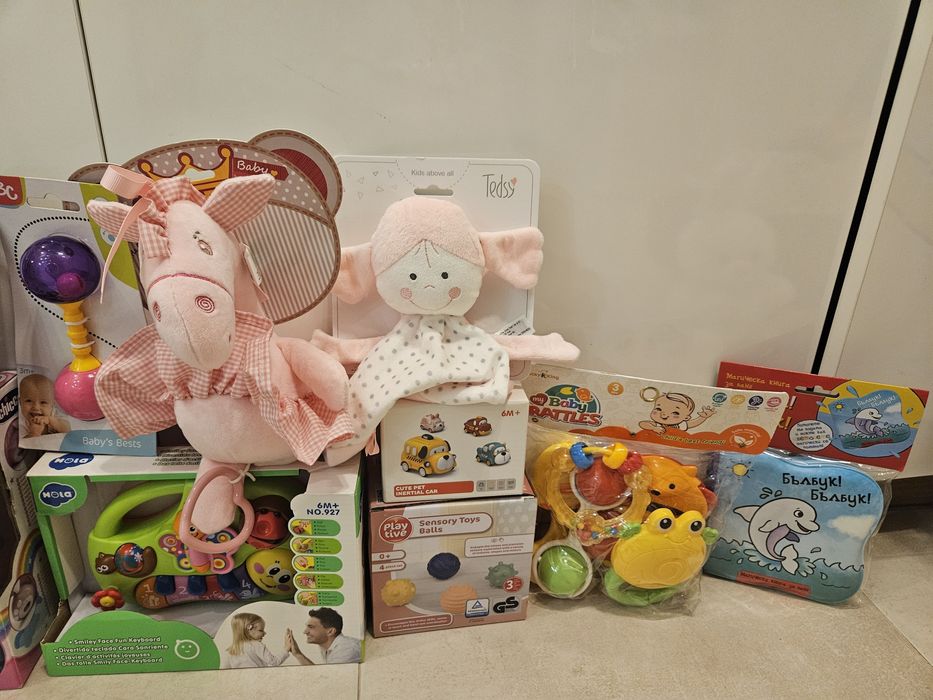 Играчки за новородено бебе