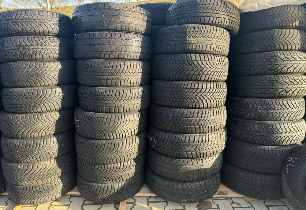 Vând cauciucuri diferite mărimi, aproape noi!