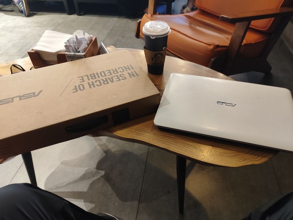 Продам ноутбук ASUS