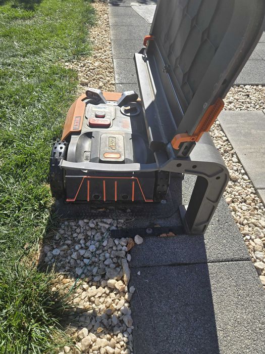 Robot gazon WORX Landroid M500 Plus WR165E + ACS + Off-Limits + roți WA0952
