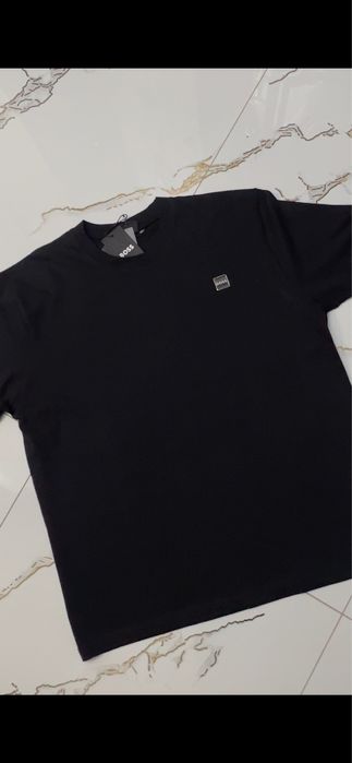 Tricou barbat negru stil