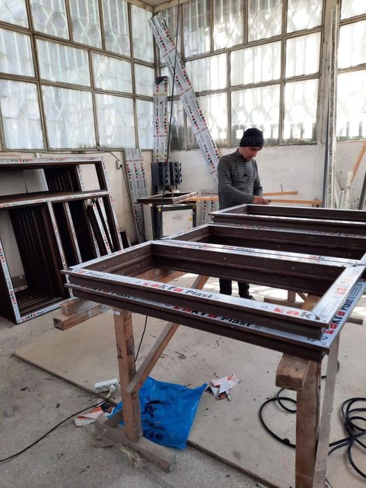 Акфа пласт термо алюмин эшик ром