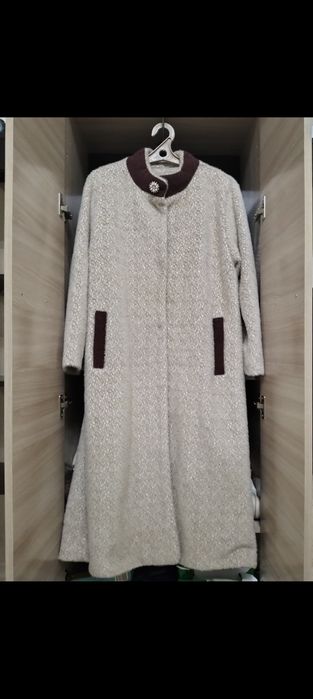 Продается пальто из альпаки